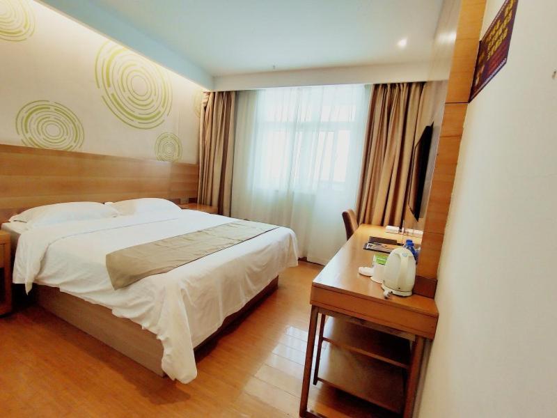 Greentree Inn Jiangxi Fuzhou Gandong Bridge Express Hotel Exteriér fotografie