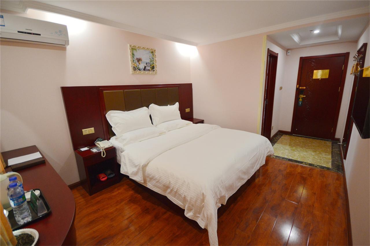 Greentree Inn Jiangxi Fuzhou Gandong Bridge Express Hotel Exteriér fotografie